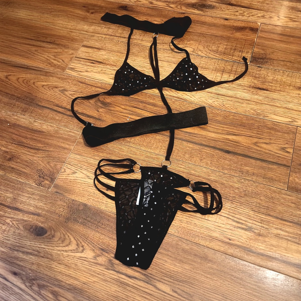 Elegant Black Lingerie Set
